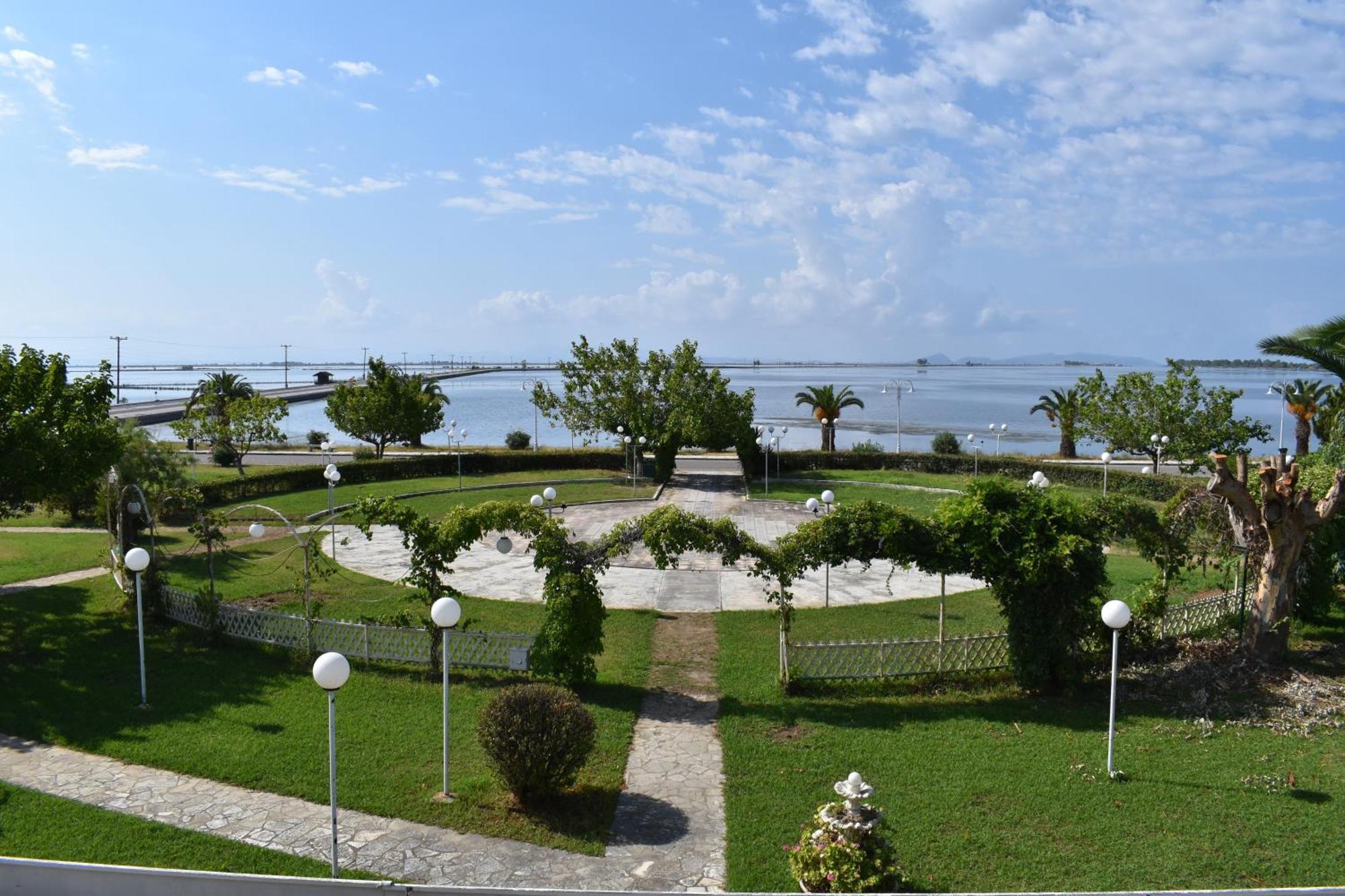 Hotel Theoxenia Mesolóngion Zewnętrze zdjęcie
