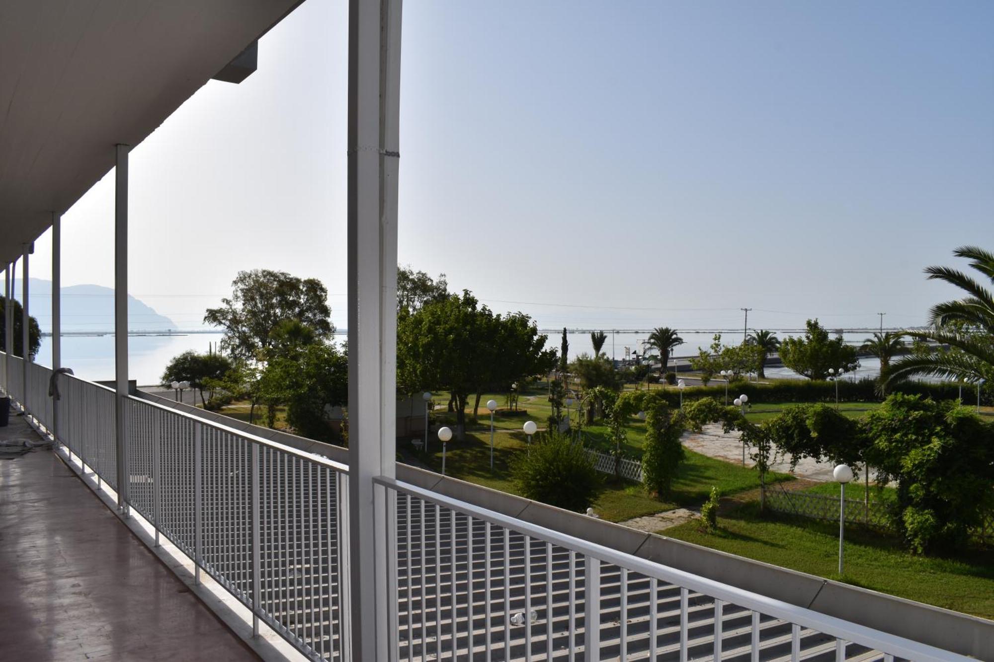 Hotel Theoxenia Mesolóngion Zewnętrze zdjęcie