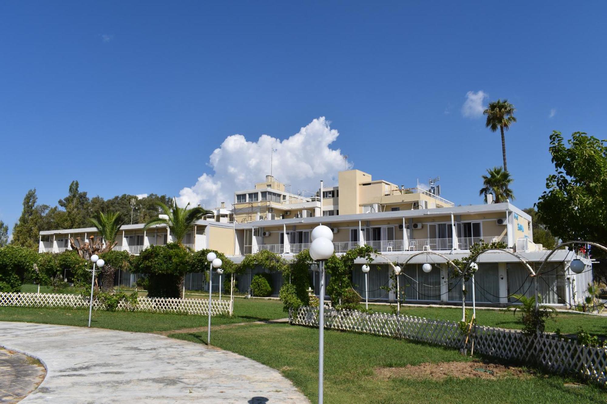 Hotel Theoxenia Mesolóngion Zewnętrze zdjęcie