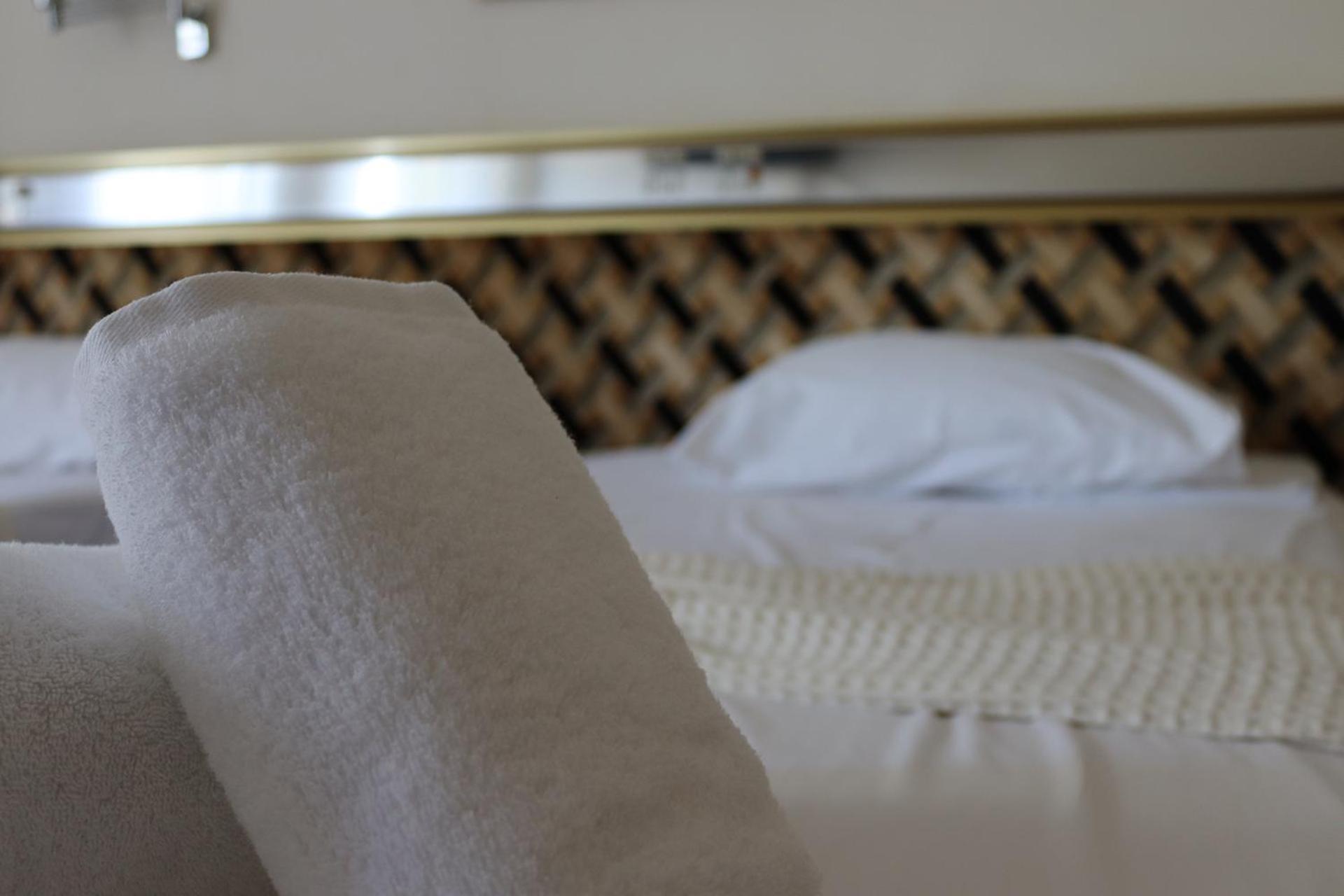 Hotel Theoxenia Mesolóngion Zewnętrze zdjęcie